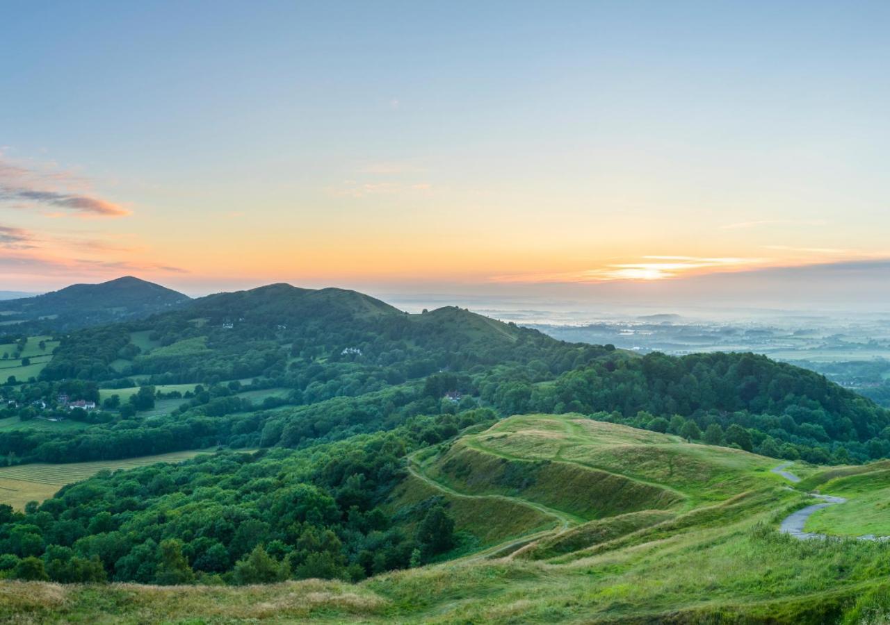Malvern Hills Rosa Rambler Suite Great Malvern Exteriör bild